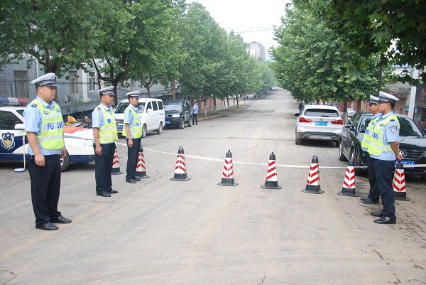 1529545758706473.jpg 考场周边道路交通管制.JPG