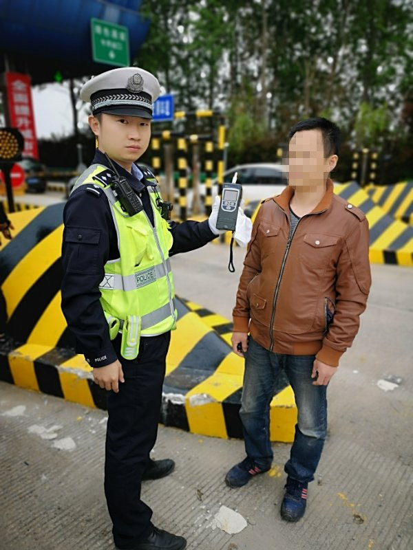 1555405989975283.jpg 微信图片_20190415113230_副本.jpg