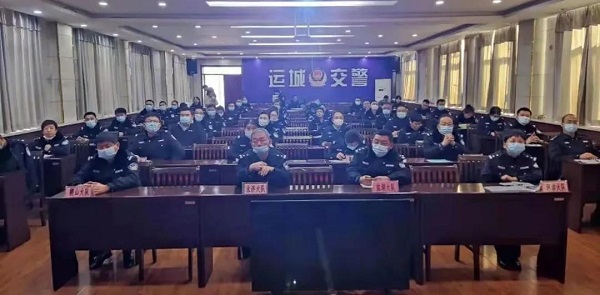 1638756538502928.jpg 运城交警.jpg