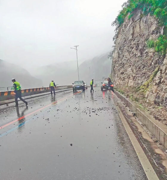 1761184528623718.png 1761184528623718.png