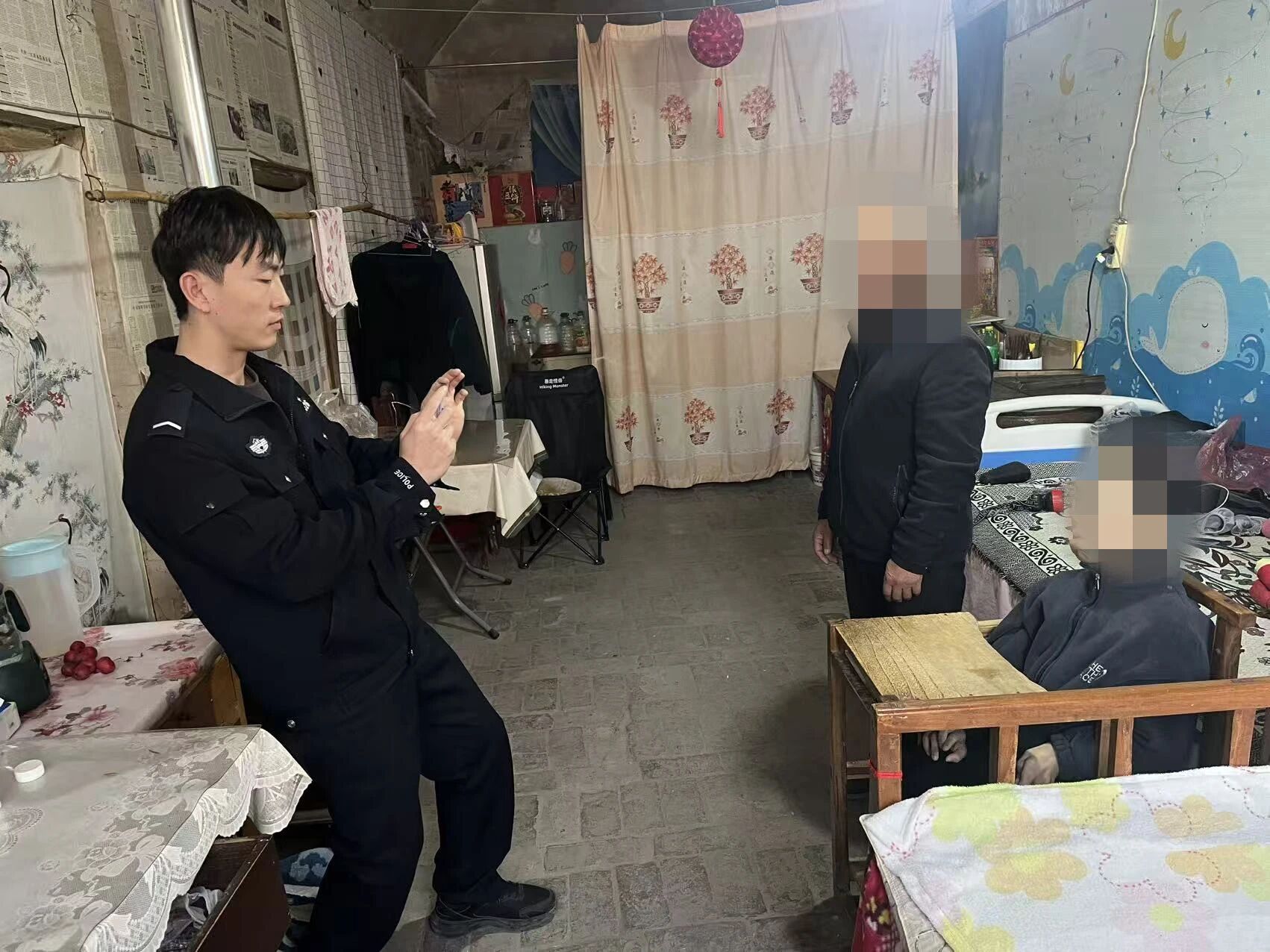 1763518372772979.jpg 1763518372772979.jpg