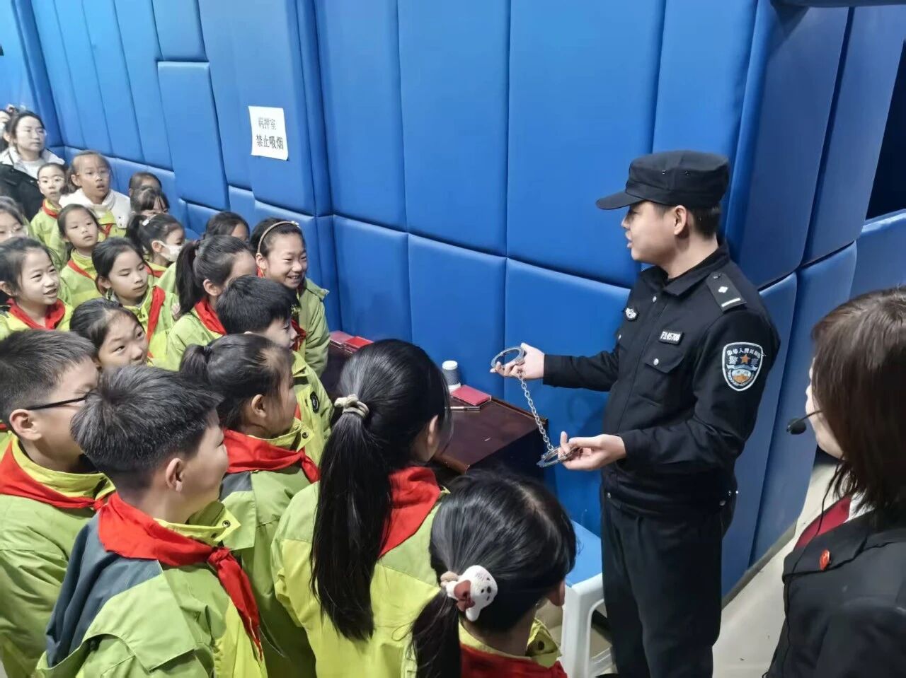 1764901322516482.jpg 1764901322516482.jpg