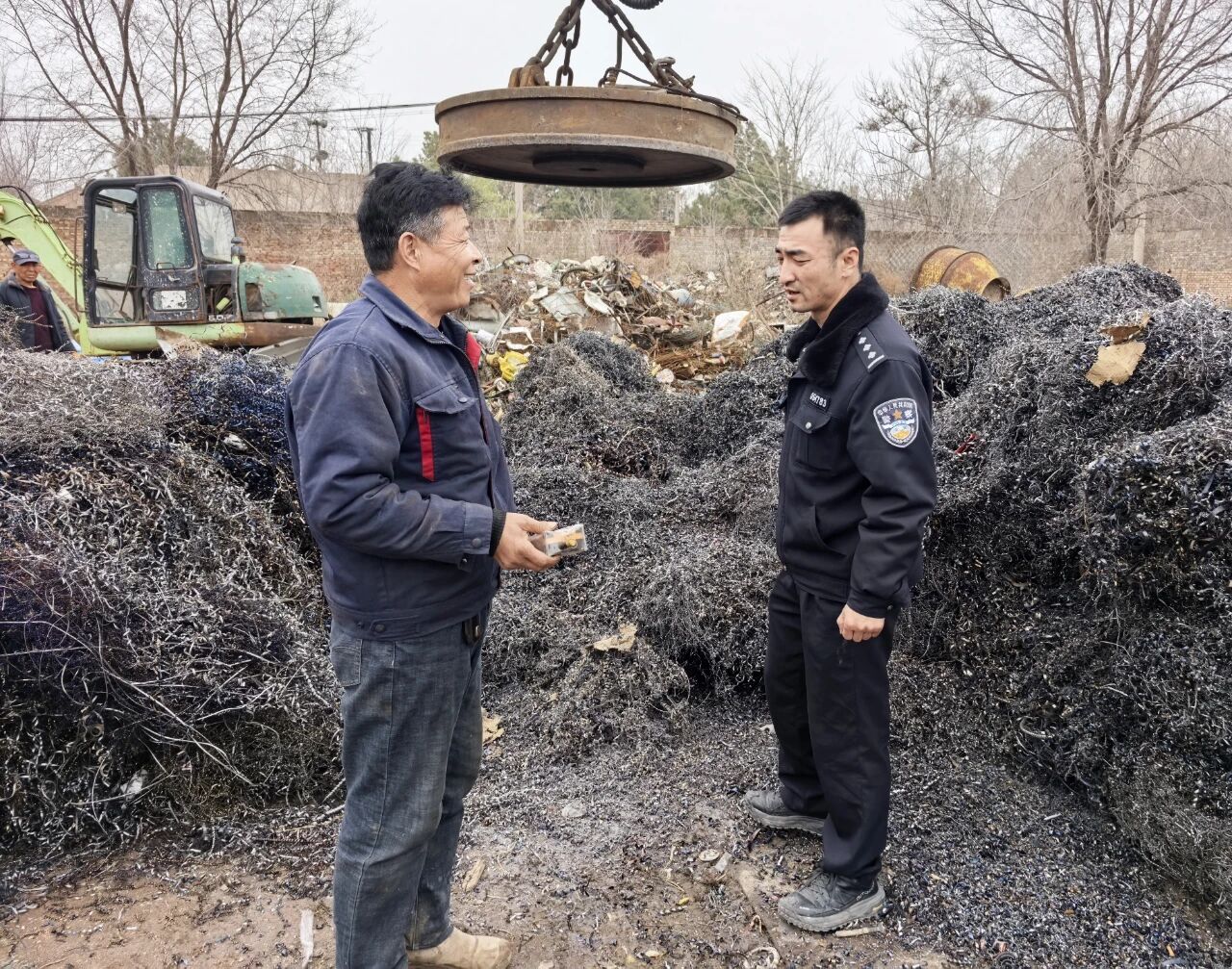 1765765376488121.jpg 1765765376488121.jpg