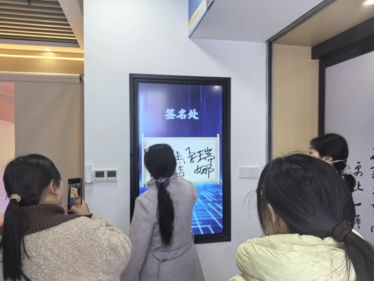 1772157573963219.jpg 1772157573963219.jpg