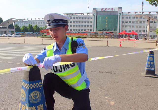 高考进行时!你只管乘风破浪 运城公安为你保驾护航